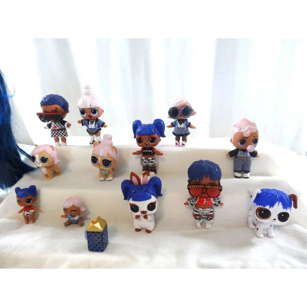 LOL Surprise OMG Downtown BB Uptown Girl‎ Locker Sets Big Sister Pet Accessories